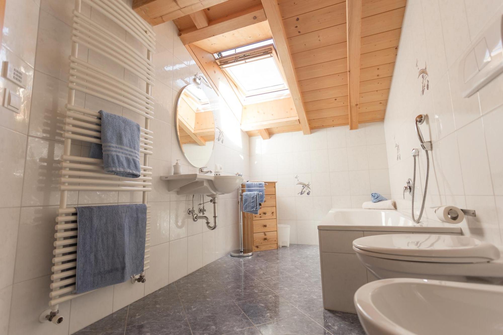 Tollhof Villa Bolzano Room photo